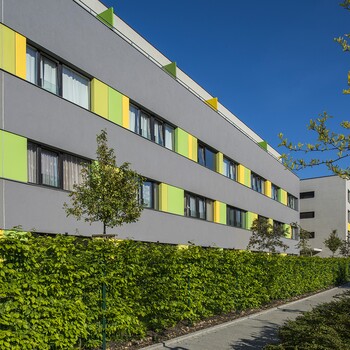 Zátiší Kunratice - pohled z Urešovy ulice