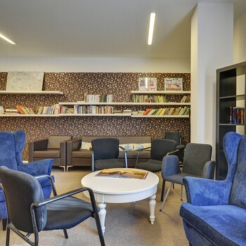 Zátiší Kunratice - knihovna